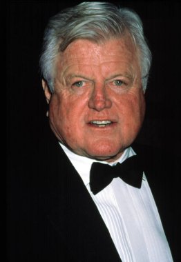 Senator Ted Kennedy, DGA Ödülleri, 12/10/0