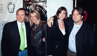 Peter ve Bobby Farrelly eşi ile Stuck on You, NY, 12/8/03, Janet Mayer tarafından prömiyeri ile.