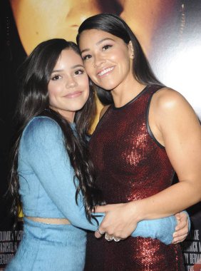 Jenna Ortega, Gina Rodriguez Miss Bala Premiere için gelenler, Regal La Live, Los Angeles, Ca Ocak 30, 2019 