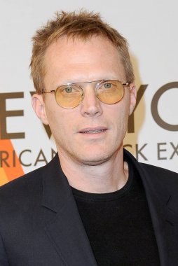 Paul Bettany, Volez, Vogez, Voyagez Louis Vuitton Exhibition Launch, 86 Trinity Place, New York, Ny 26 Ekim 2017 için varışlarda. Fotoğraf: Kristin Callahan / Everett Koleksiyonu 