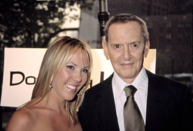 Tony Randall ve eşi Heather Tribeca Film Festivali 'nin açılış gecesi, NYC, 5/06/2003.