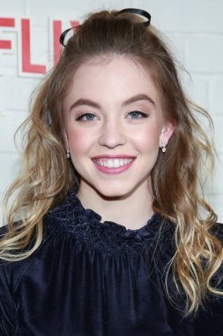 Sydney Sweeney her şey berbat için gelenler! Dizi Prömiyeri Netflix, Amc Loews 34th Street 14th Street, New York, Ny 31 Ocak 2018 