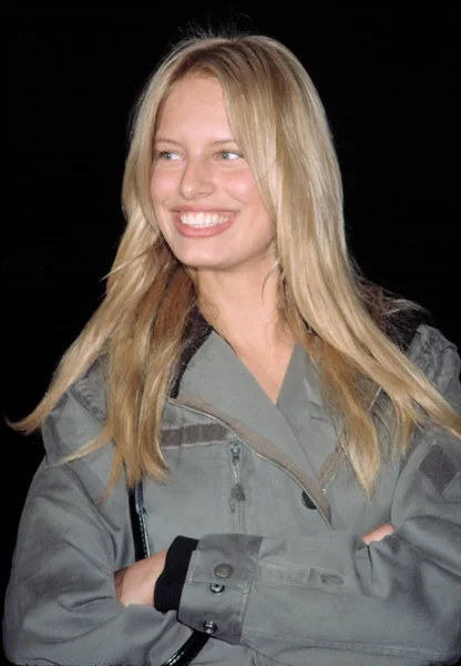 Karolina Kurkova Premieren Két Hetes Közlemény 2002 — Stock Fotó