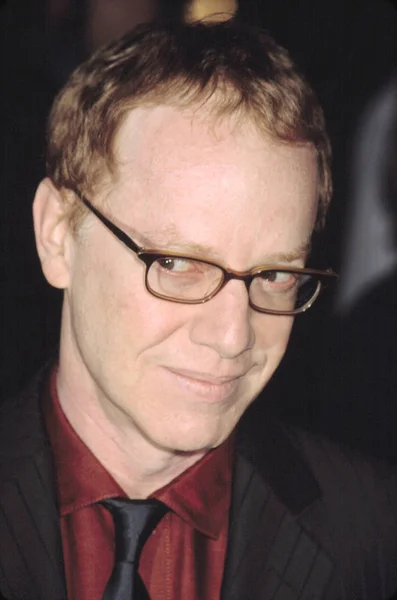 埃尔夫曼在红龙首映式上 2002年 — 图库照片