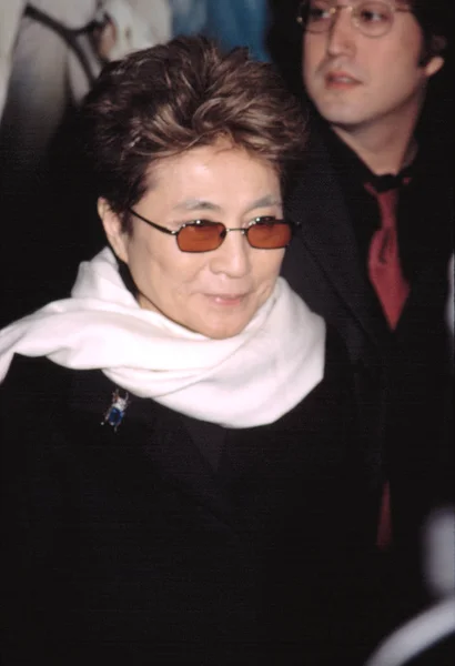 Yoko Ono Alla Prima Del Signore Degli Anelli Due Torre — Foto Stock