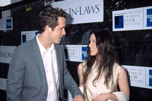 Ryan Reynolds Alanis Morrisette Estreno Del Tribeca Film Festival Laws — Foto de Stock