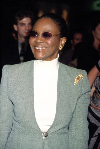 Cicely Tyson Při Premiéře Zaostření 2001 — Stock fotografie