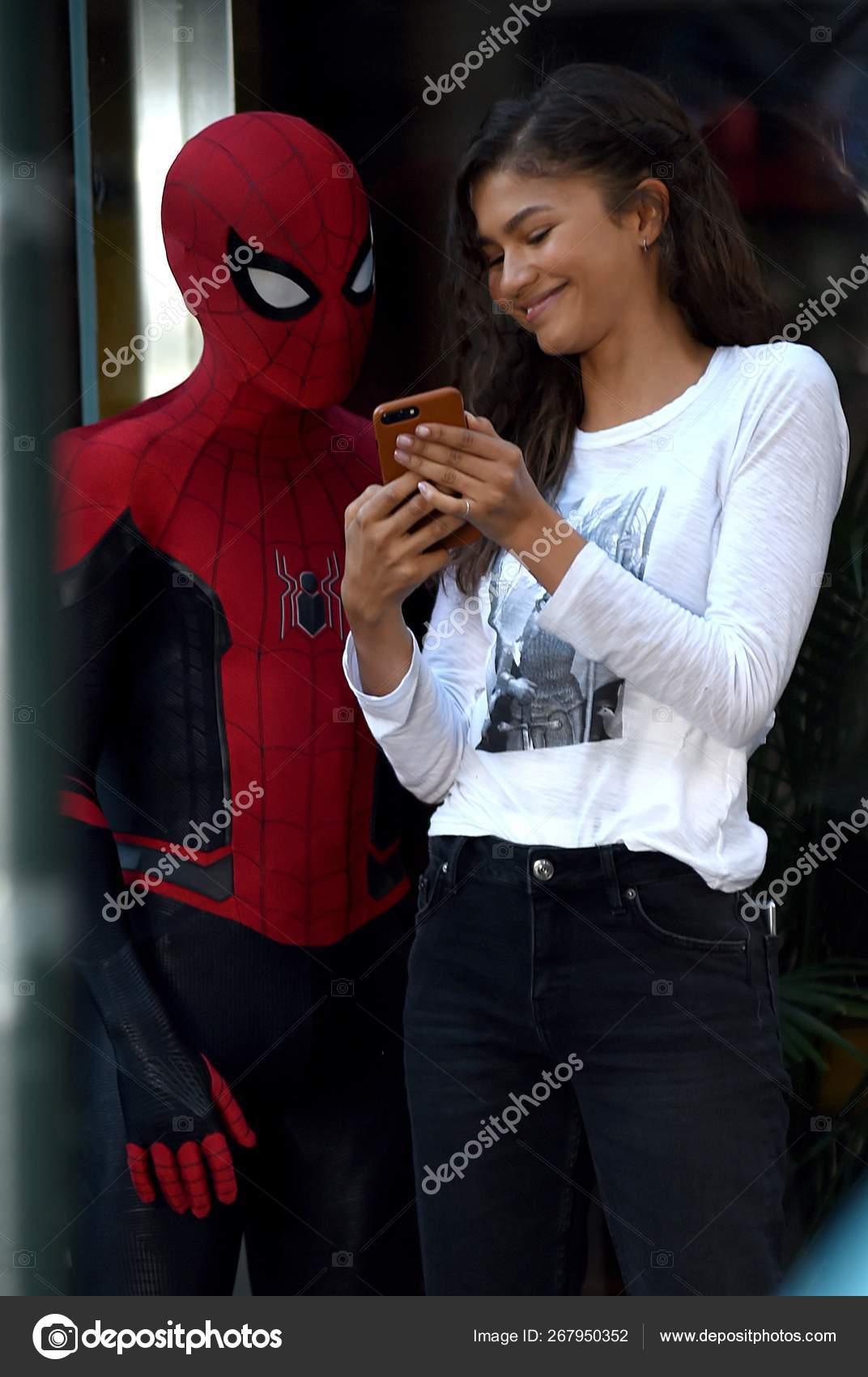 Tom Holland Zendaya Location Spider Man Far Home Film Shoot