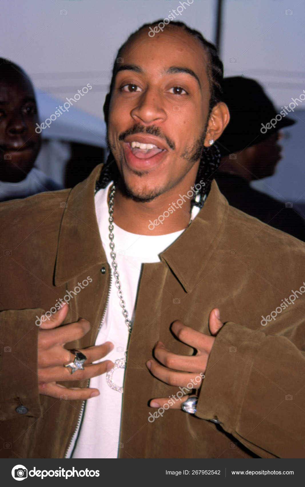 depositphotos_267952542-stock-photo-ludacris-american-music-awards.jpg