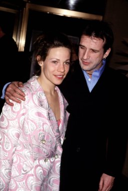 Lilli Taylor (Vintage Pucci) ve erkek arkadaşı Gerard Hurley de NY film eleştirmeni Ödülleri, 1/9/00, Sean Roberts tarafından fotoğraf/Everett Collection 'ın izniyle