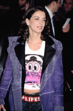 Annabella Sciorra 25 saat prömiyeri, NY 