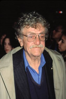 Kurt Vonnegut Gosford Park prömiyeri, NY 12/3/2001 