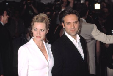 Kate Winslet ve Sam Mendes (Yönetmen) Perdiition yol prömiyeri, NY 7/9/2002, CJ Contino tarafından