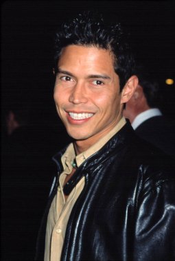 Anthony Ruivivar Denis Leary Firefighters Vakfı yararı, NY 10/15/2001 