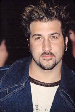 Joey Fatone line on prömiyeri, NY 10/09/2001 
