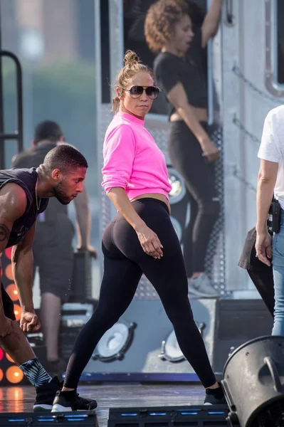 Jennifer Lopez Out Celebrity Candids Fri Long Island City Juin — Photo