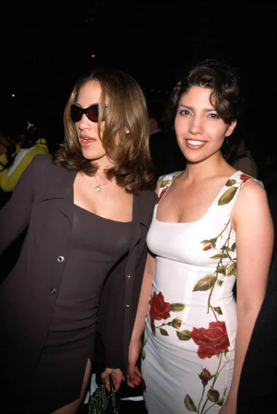 Jennifer Lopez Húga Lynda Lopez Nyc Ősz 1998 Versace Fashion — Stock Fotó