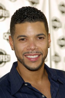Wilson Cruz Outfest 2005 için gelenler 23 Los Angeles Gay & Lezbiyen Film Festivali, John Anson Ford Amphitheatre, Los Angeles, CA, Temmuz 17, 2005. Fotoğraf: Michael Germana/Everett Collection