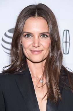 Katie Holmes gelen tüm biz Premiere vardı 2016 Tribeca Film Festivali, John Zuccotti Theater Bmcc TPAC, New York, NY Nisan 15, 2016. Fotoğraf: Steven Ferdman/Everett Collection