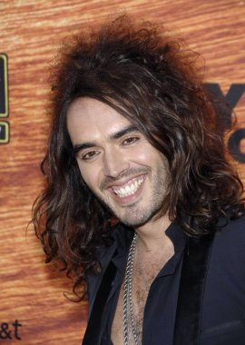 Russell Brand Spike Tv'nin 2 Yıllık Guys Choice Ödülleri, Sony Studios, Culver City, Ca, 30 Mayıs 2008 için gelenler. Fotoğraf: Michael Germana / Everett Koleksiyonu