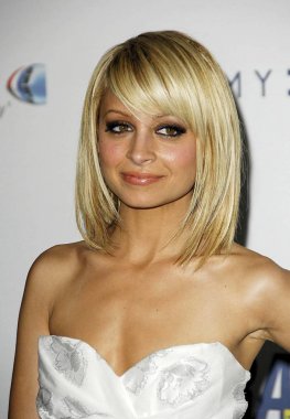 Nicole Richie 14 Yıllık Yarış için gelenler de Multipl Skleroz nancy Davis Vakfı için Ms Benefit silmek için, Hyatt Regency Century Plaza Hotel, Los Angeles, Ca, Nisan 13, 2007. Fotoğraf: Michael Germana / Everett Koleksiyonu
