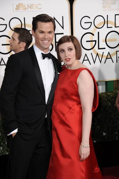 Andrew Rannells Lena Dunham Arrivals Annual Golden Globes Awards 2015 — стоковое фото