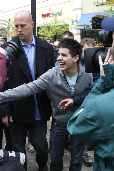 David Archuleta Sklepie Wygląd American Idol David Archuleta Autograph Signing — Zdjęcie stockowe