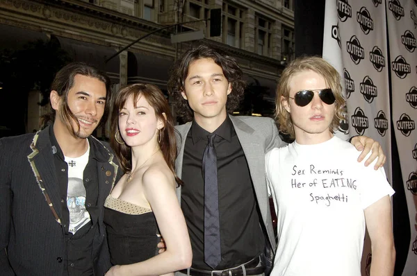 Jimmy Duval Rose Mcgowan Joseph Gordon Levitt Brady Corbet Chegadas — Fotografia de Stock