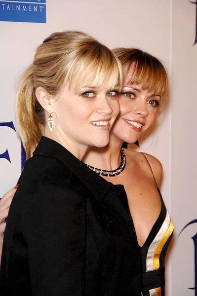 Reese Witherspoon Christina Ricci Arrivals Penelope Premiere Dga Director Guild — Foto de Stock