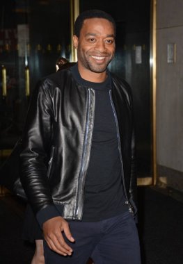 Chiwetel Ejiofor, NBC bugün göstermek dışarı ve hakkında Celebrity candids için-Wed, New York, NY Ağustos 19, 2015. Fotoğraf: Derek Storm/Everett Collection