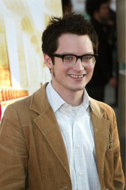 Elijah Wood Los Angeles Film Festivali 'nde Valley Premiere Down için gelenler, Arclight sinemalarda Cinerama Dome, Los Angeles, CA, Haziran 16, 2005. Fotoğraf: Jeremy Montemagni/Everett Collection