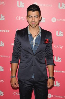 Joe Jonas (Calvin Klein takım elbise giyiyor) Us Weekly Hot Hollywood Style için gelenler de 2011 Parti, Eden, Los Angeles, Ca Nisan 26, 2011. Fotoğraf: Dee Cercone /Everett Collection