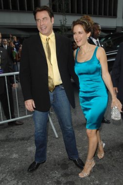 John Travolta, Kelly Preston Saç Spreyi Ny Premiere için gelenler, Ziegfeld Tiyatrosu, New York, Ny, Temmuz 16, 2007. Fotoğraf: George Taylor / Everett Koleksiyonu