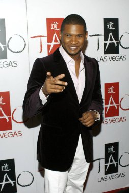 Usher at arrivals for TAO New Year''s Eve Party, Tao at  the Venetian, Las Vegas, NV, December 31, 2006. Photo by: James Atoa/Everett Collection