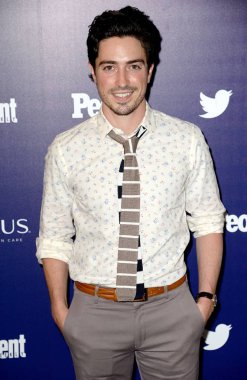 Ben Feldman eğlence haftalık ve Insanlar Upfronts parti, High Line otel, New York, NY Mayıs 11, 2015 için gelenler. Fotoğraf: Kristin Callahan/Everett Collection