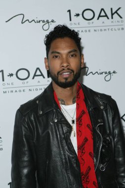 Miguel 1 Oak Las Vegas, Mirage Hotel & Casino, Las Vegas, Nv Mart 13, 2015 de Miguel Performans için gelenler. Fotoğraf: James Atoa / Everett Koleksiyonu