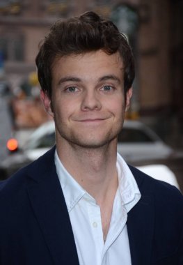 Jack Quaid dışarı ve hakkında Celebrity candids için-Fri, New York, NY 15 Ocak 2016. Fotoğraf: Derek Storm/Everett Collection