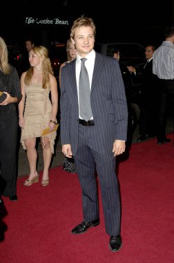 Jeremy Renner North Country Premiere, Grauman Çin Tiyatrosu, Los Angeles, Ca, Ekim 10, 2005 için gelenler. Fotoğraf: Michael Germana / Everett Koleksiyonu