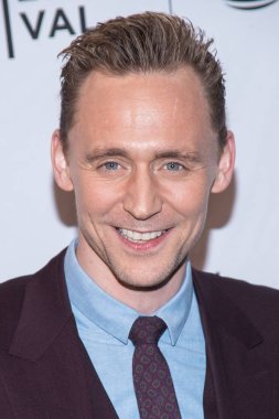 Tom Hiddleston 2016 Tribeca Film Festivali'nde High-Rise Premiere için gelenler, Görsel Sanatlar Okulu (Sva) Tiyatrosu, New York, Ny Nisan 20, 2016. Fotoğraf: Steven Ferdman / Everett Koleksiyonu