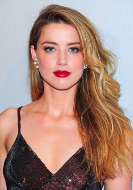 Amber Heard, Tribeca Film Festivali 2015'te When I Live My Life Over Again World Premiere, The School of Visual Arts (Sva) Theatre, New York, Ny 18 Nisan 2015'te geldi. Fotoğraf: Gregorio T. Binuya / Everett Koleksiyonu