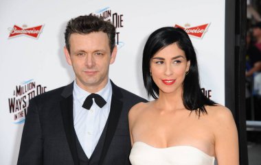 Michael Sheen, Sarah Silverman A Million Ways To Die In The West Premiere için gelenler, The Regency Village Theatre, Los Angeles, Ca Mayıs 15, 2014. Fotoğraf: Dee Cercone /Everett Collection