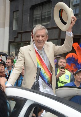 Sir Ian Mckellen 2015 Nyc Gay Pride March için katılım, Manhattan, New York, Ny Haziran 28, 2015 