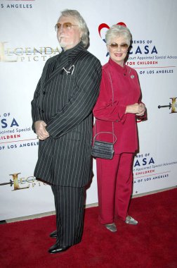 Marty Ingels, Shirley Jones Annie Açılış Gecesi için gelenler, Pantages Tiyatrosu, Los Angeles, Ca, Ekim 04, 2005. Fotoğraf: Michael Germana / Everett Koleksiyonu