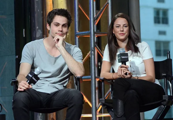 Dylan Brien Kaya Scodelario Atendimento Para Aol Build Speaker Series — Fotografia de Stock