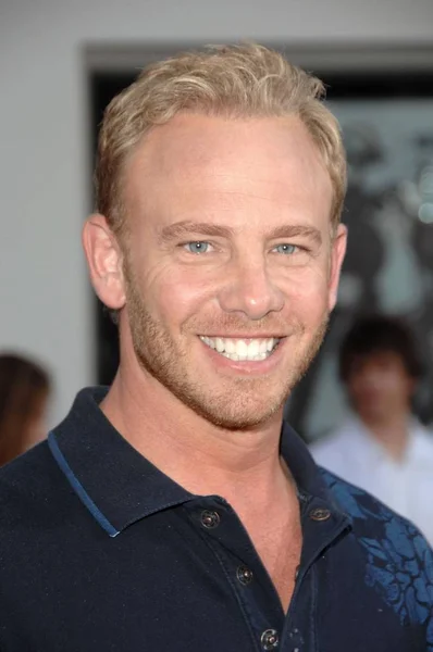 Ian Ziering Érkezés Premiere Most Kiejteni You Chuck Larry Gibson — Stock Fotó