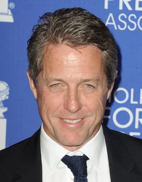 Hugh Grant Llegada Hollywood Foreign Press Associations Hfpa Annual Grants —  Fotos de Stock