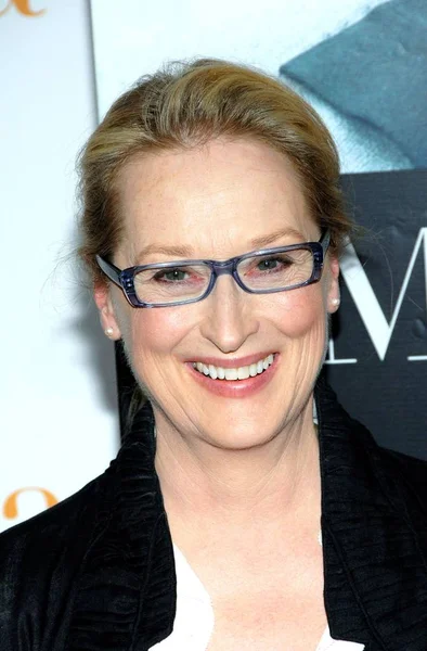 Meryl Streep Las Llegadas Para Julie Julia New York Premiere —  Fotos de Stock