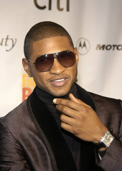 Singer Usher Chega Conde Nast Fashion Rocks Unprecedented Night Style — Fotografia de Stock