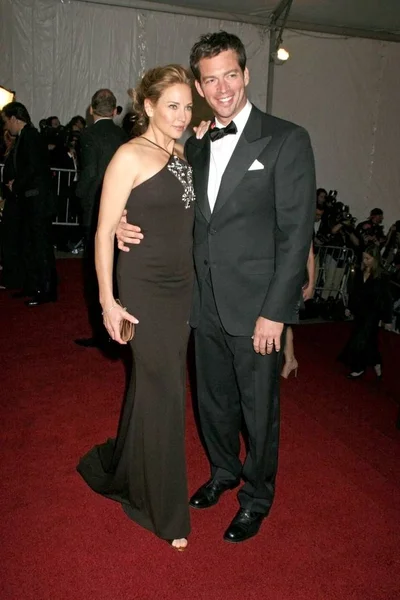 Jill Goodacre Harry Connick Metropolitan Museum Art Kostüm Enstitüsü Gala — Stok fotoğraf