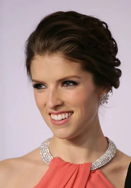 Anna Kendrick Dans Salle Presse Pour Les 87E Oscars Academy — Photo